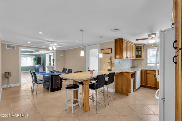 Dining room, Interior, Kitchen, Pendant Lights, Recessed Lighting