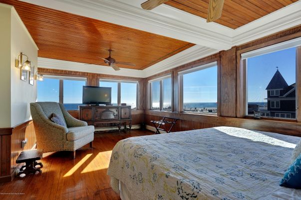 Bedroom, Interior, Water, Wooden Ceilings, Wood Texture Flooring