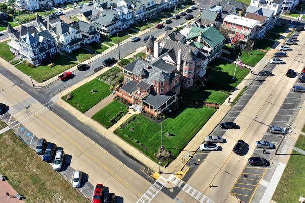 Exterior, Drone