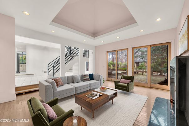 Interior, Living room, Recessed Lighting, Wood Texture Flooring