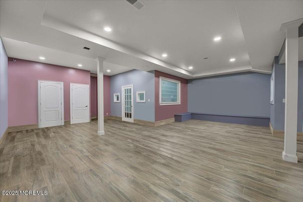 Empty room, Interior, Recessed Lighting, Wood Texture Flooring