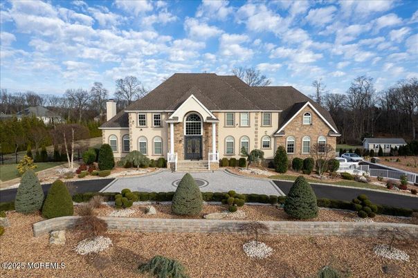 Exterior, Facade, French Provincial