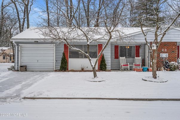 Attached, Detached Garage, Exterior, Facade, Brick Facade, Ranch