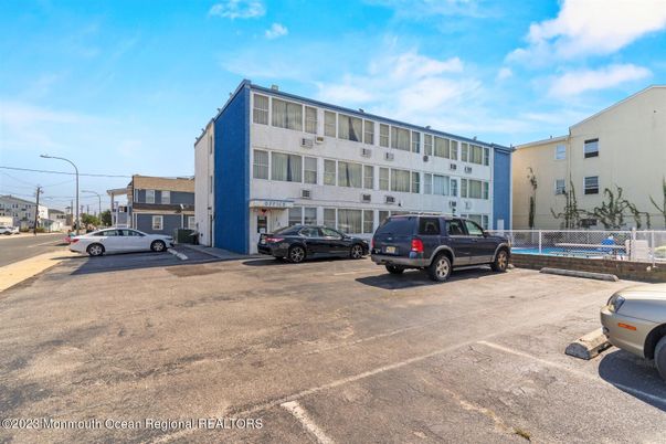 Exterior, Facade, Condo Building