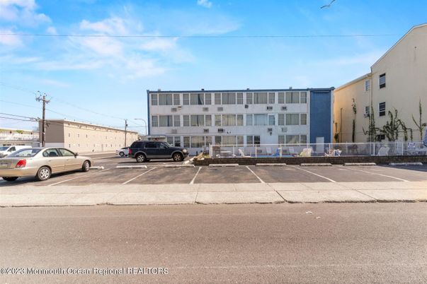 Exterior, Facade, Condo Building