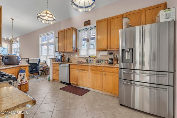 Interior, Kitchen, Pendant Lights, Stainless Steel Appliances