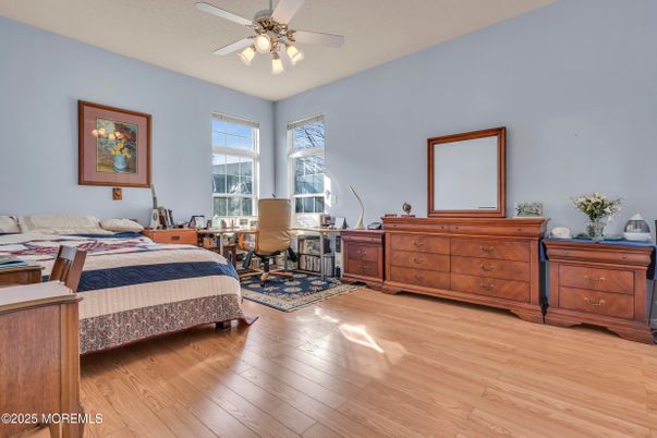 Bedroom, Home Office, Interior, Wood Texture Flooring