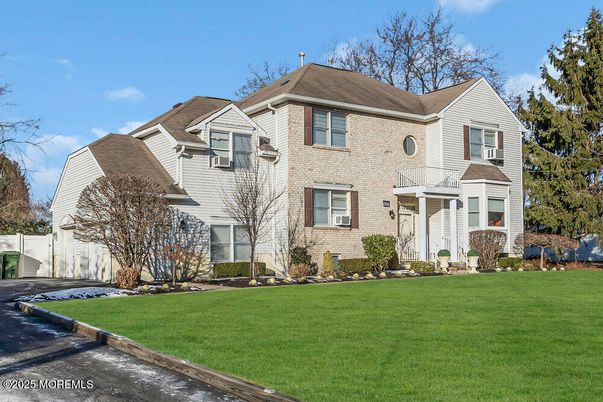 Attached, Exterior, Facade, Brick Facade, Farmhouse
