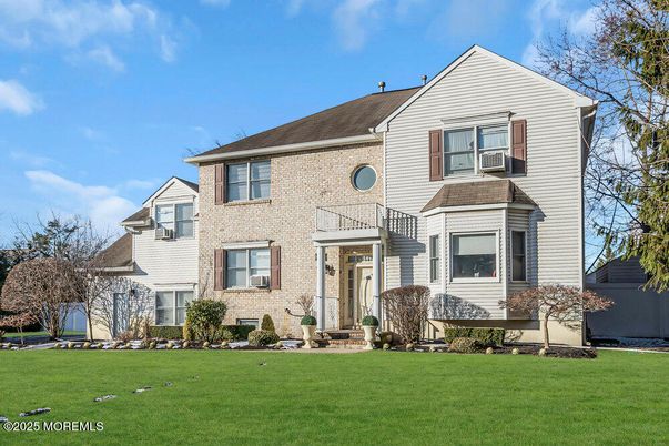 Exterior, Facade, Brick Facade, Farmhouse