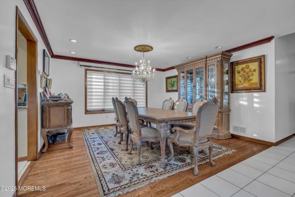 Chandelier, Dining room, Interior, Recessed Lighting, Wood Texture Flooring