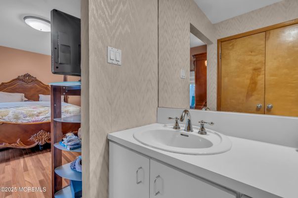 Bathroom, Bedroom, Interior, Wood Texture Flooring