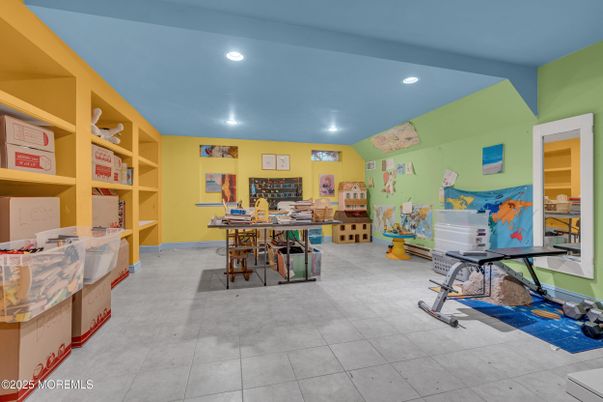 Fitness Equipment, Game Room, Interior, Recessed Lighting