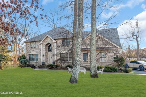 Attached, Exterior, Facade, French Provincial