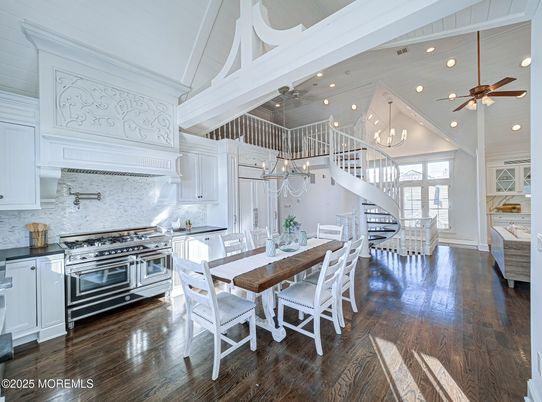 Dining room, Interior, Kitchen, Pendant Lights, Recessed Lighting, Stainless Steel Appliances, Wood Texture Flooring