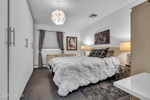 Bedroom, Interior, Pendant Lights