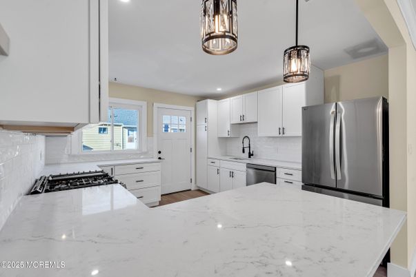 Interior, Kitchen, Pendant Lights, Recessed Lighting, Stainless Steel Appliances