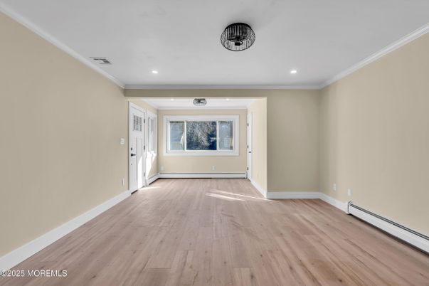 Empty room, Interior, Recessed Lighting, Wood Texture Flooring