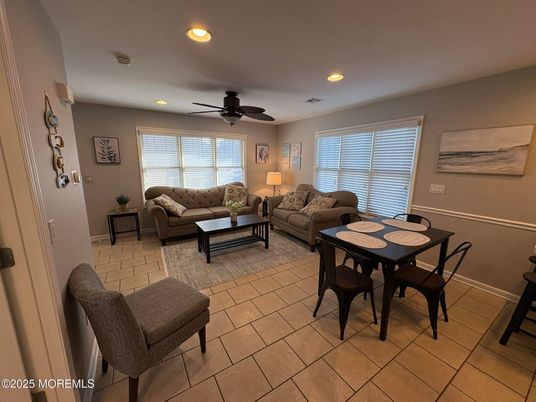 Dining room, Interior, Living room, Recessed Lighting
