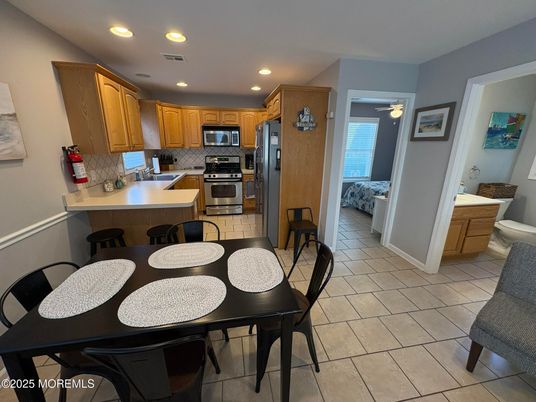 Dining room, Interior, Kitchen, Recessed Lighting, Stainless Steel Appliances