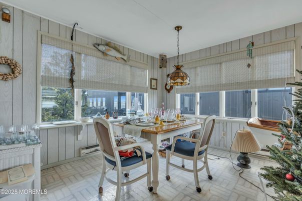 Dining room, Interior, Pendant Lights