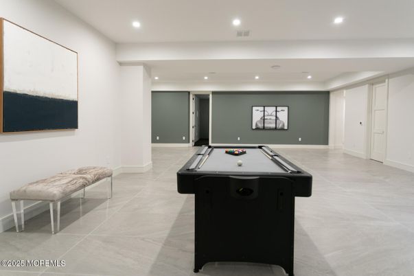 Billiard Table, Game Room, Interior, Recessed Lighting