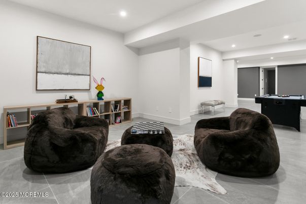 Game Room, Interior, Living room, Recessed Lighting
