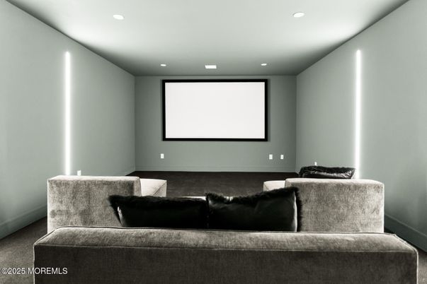 Interior, Projection Screen, Recessed Lighting, Theatre Room