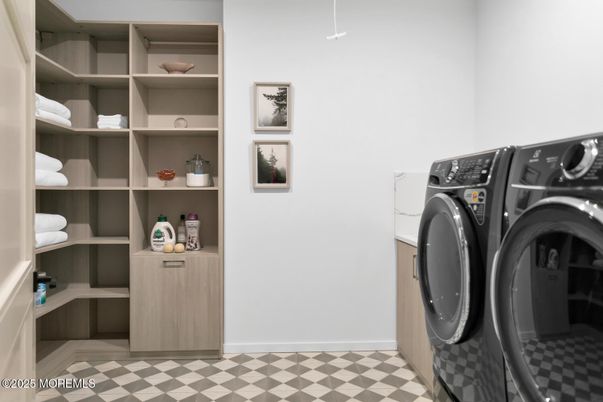 Interior, Washer