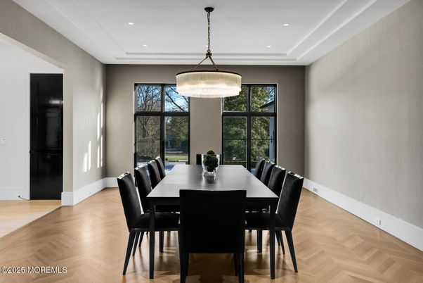 Chandelier, Dining room, Interior, Pendant Lights, Recessed Lighting, Wood Texture Flooring