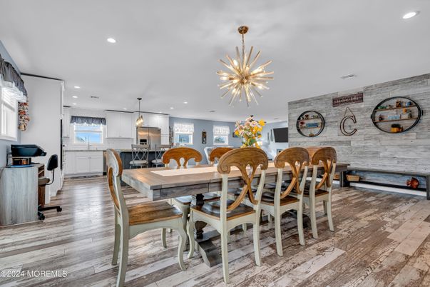 Dining room, Interior, Kitchen, Pendant Lights, Recessed Lighting, Stone Walls, Wood Texture Flooring