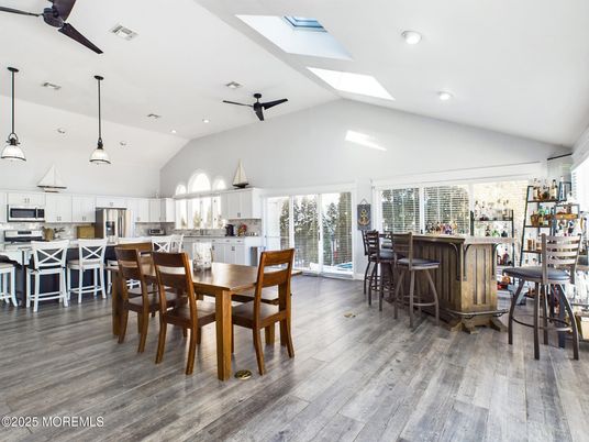 Dining room, Interior, Kitchen, Pendant Lights, Recessed Lighting, Wood Texture Flooring