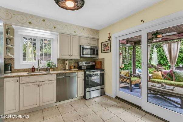 Interior, Kitchen, Stainless Steel Appliances
