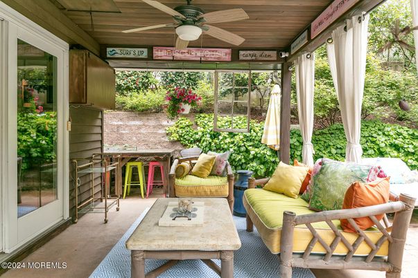 Exterior, Sun Room