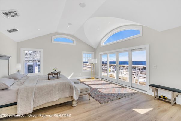 Bedroom, Interior, Recessed Lighting, Water, Wood Texture Flooring