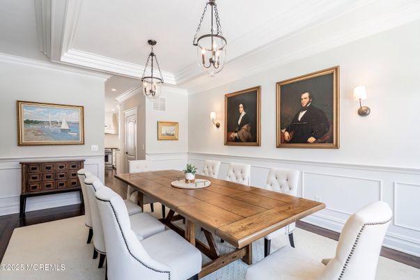 Chandelier, Dining room, Interior, Pendant Lights, Recessed Lighting, Wood Texture Flooring