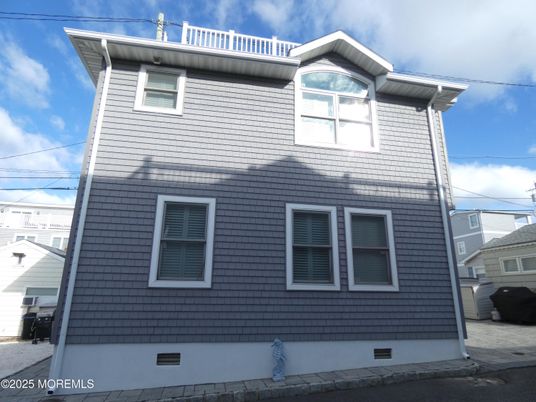 Exterior, Facade, Queen Anne Victorian