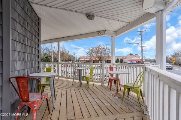 Exterior, Wood Texture Flooring