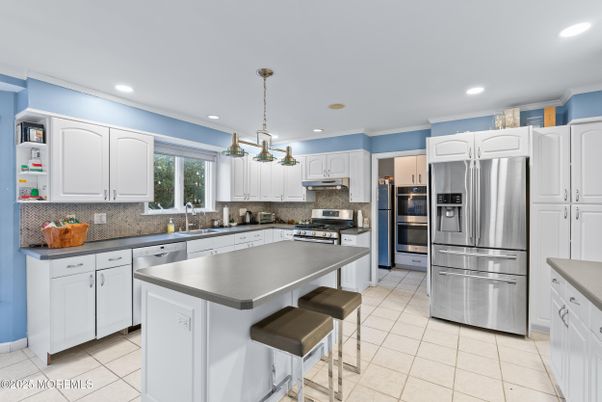 Interior, Kitchen, Pendant Lights, Recessed Lighting, Stainless Steel Appliances