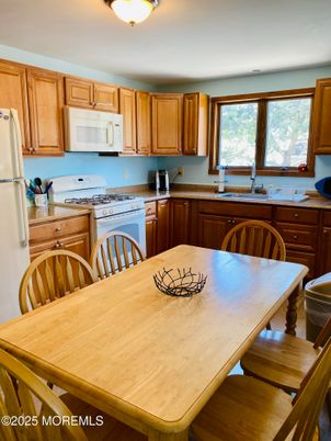 Dining room, Interior, Kitchen
