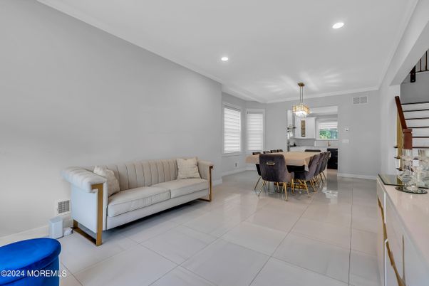 Dining room, Interior, Pendant Lights, Recessed Lighting