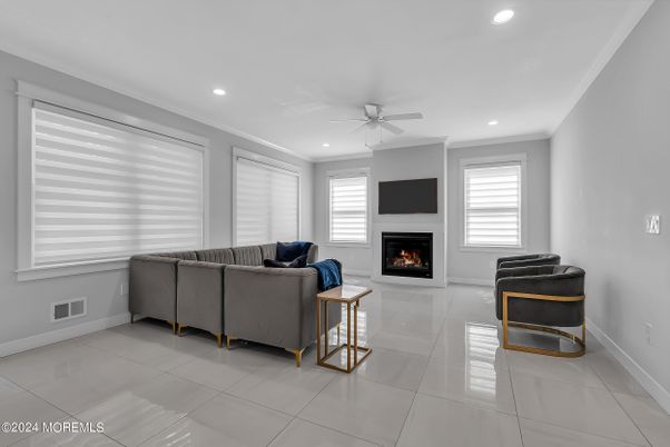 Fireplace, Interior, Living room, Recessed Lighting