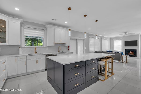 Fireplace, Interior, Kitchen, Pendant Lights, Recessed Lighting
