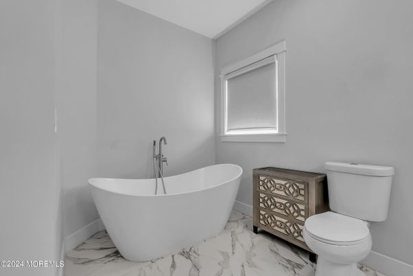Bathroom, Free Standing Baths, Interior, Marble