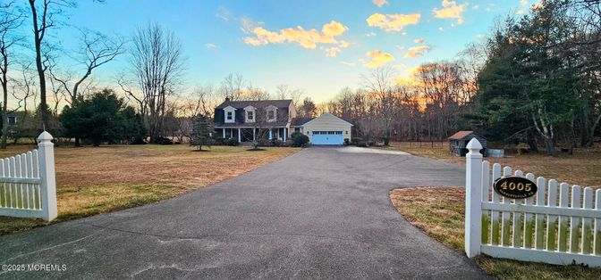 Backyard, Detached Garage, Exterior