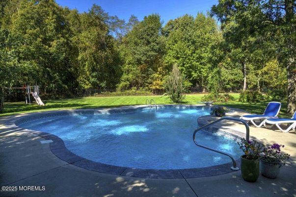 Exterior, Playground, Pool