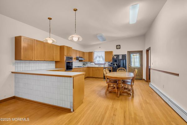 Dining room, Interior, Kitchen, Pendant Lights, Wood Texture Flooring