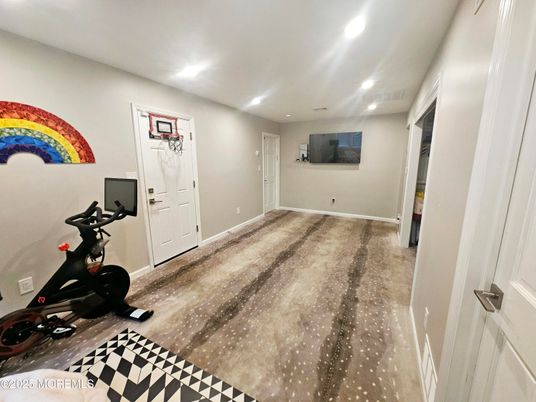 Fitness Equipment, Interior, Recessed Lighting
