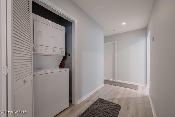 Interior, Recessed Lighting, Utility Closets, Washer, Wood Texture Flooring