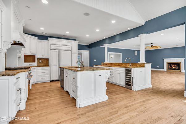 Fireplace, Interior, Kitchen, Recessed Lighting, Wood Texture Flooring