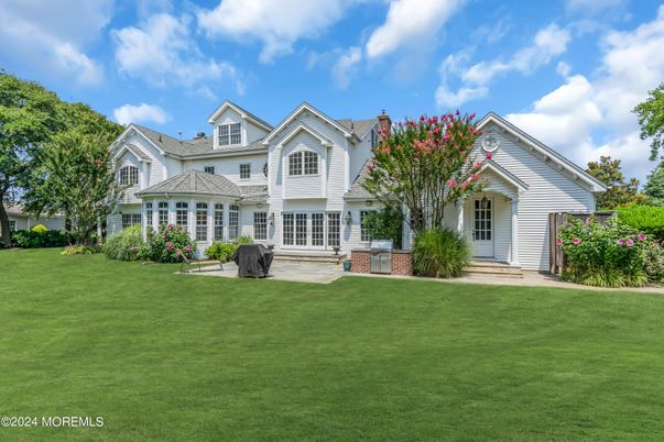 Backyard, Exterior, Facade, Farmhouse